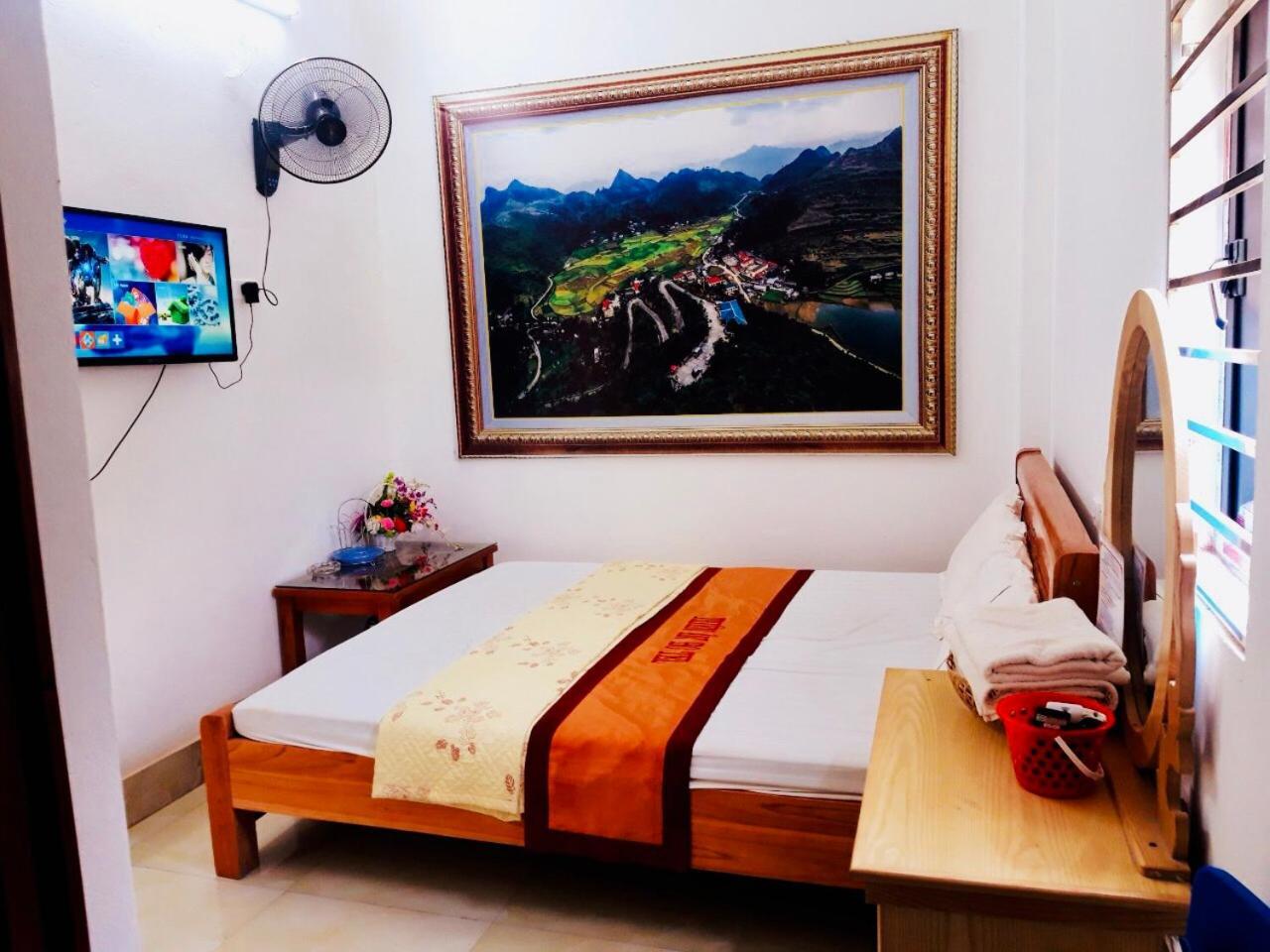 Yen Minh Thien An Motel Buitenkant foto